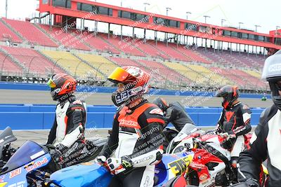 media/Oct-15-2022-Fastrack Riders (Sat) [[9a18b22502]]/Level2/Grid Shots/